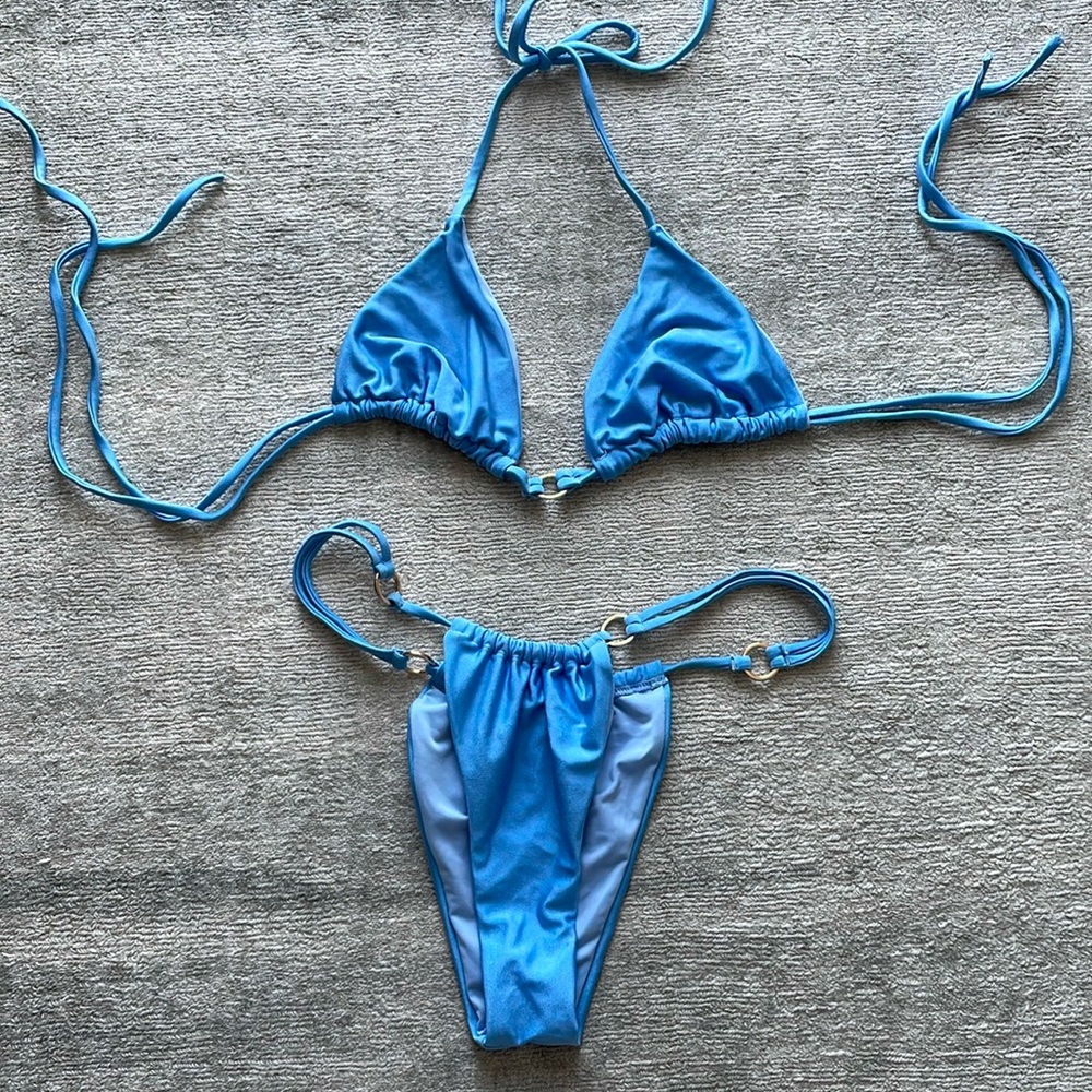 Minimal coverage blue bikini